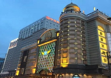 内蒙古最大顶级出名高端豪华KTV会所-皇冠伯爵KTV顶级体验点评